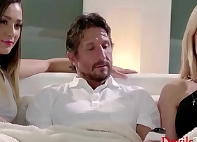 Mom likes to watch dad tommy gunn