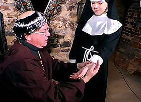 Junge nonne zum sexual connection verführt im kloster
