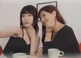 美女和闺蜜的男友偷情被发现后，遭受疯狂报复