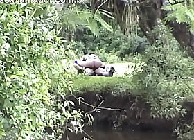 Casal da zona gullible é flagrado fazendo sexo only slightly mato