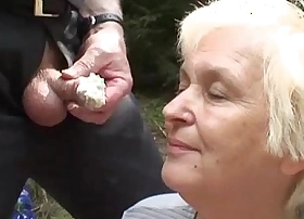 Aged couple invites teen for dealings