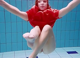 Avenna babe underwater