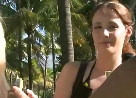 Amateur girl goes wild 3