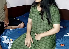 Baap se kuch nahi hota to bete ki randi bangai step mom