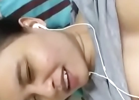 awek cantik tudung lancap