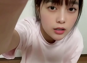 男友達のおちんちんが大きくてどんなちんちんか想像してしまってムラムラしてオナニーする女子大生