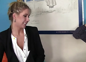 Going to bed a sexy tow-headed mammy who knows exactly how to drive you wild with the brush teasing plus insatiable desire.