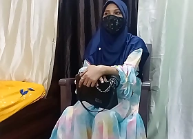 Indian Muslim get hitched coition with her husband