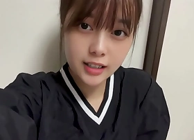 初めておちんちん挿れられて痛いって気持ちにならないように指入れオナニーして練習しなきゃ...