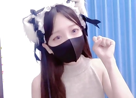 熊熊自慰篇，水晶棒插入的那一刻真的太爽了，各种视角可以清晰看见在小穴里一进一出，好色色！(预览）