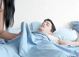 Mom begs 18yo daughter to lose one's heart to son- karmen santana